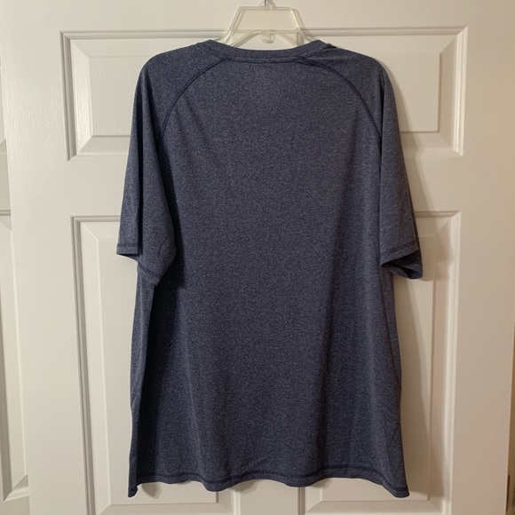 U of M Mens Tech T-Shirt - Picture 5 of 5